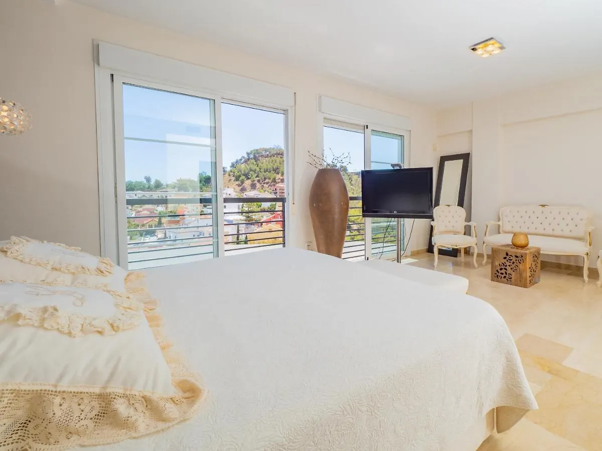度假居 马拉加Cubo'S Gibralfaro Townhouse别墅