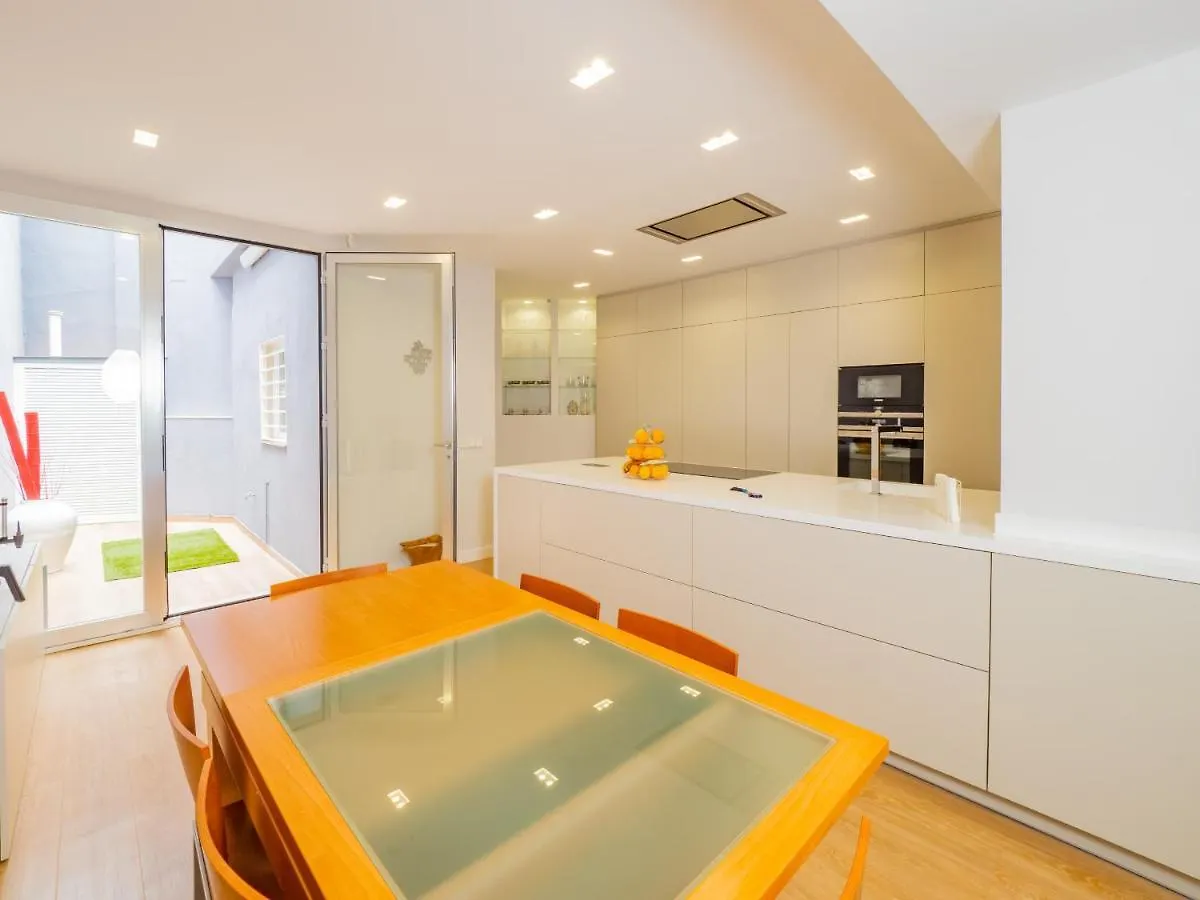 Cubo'S Gibralfaro Townhouse Villa Malaga Spain
