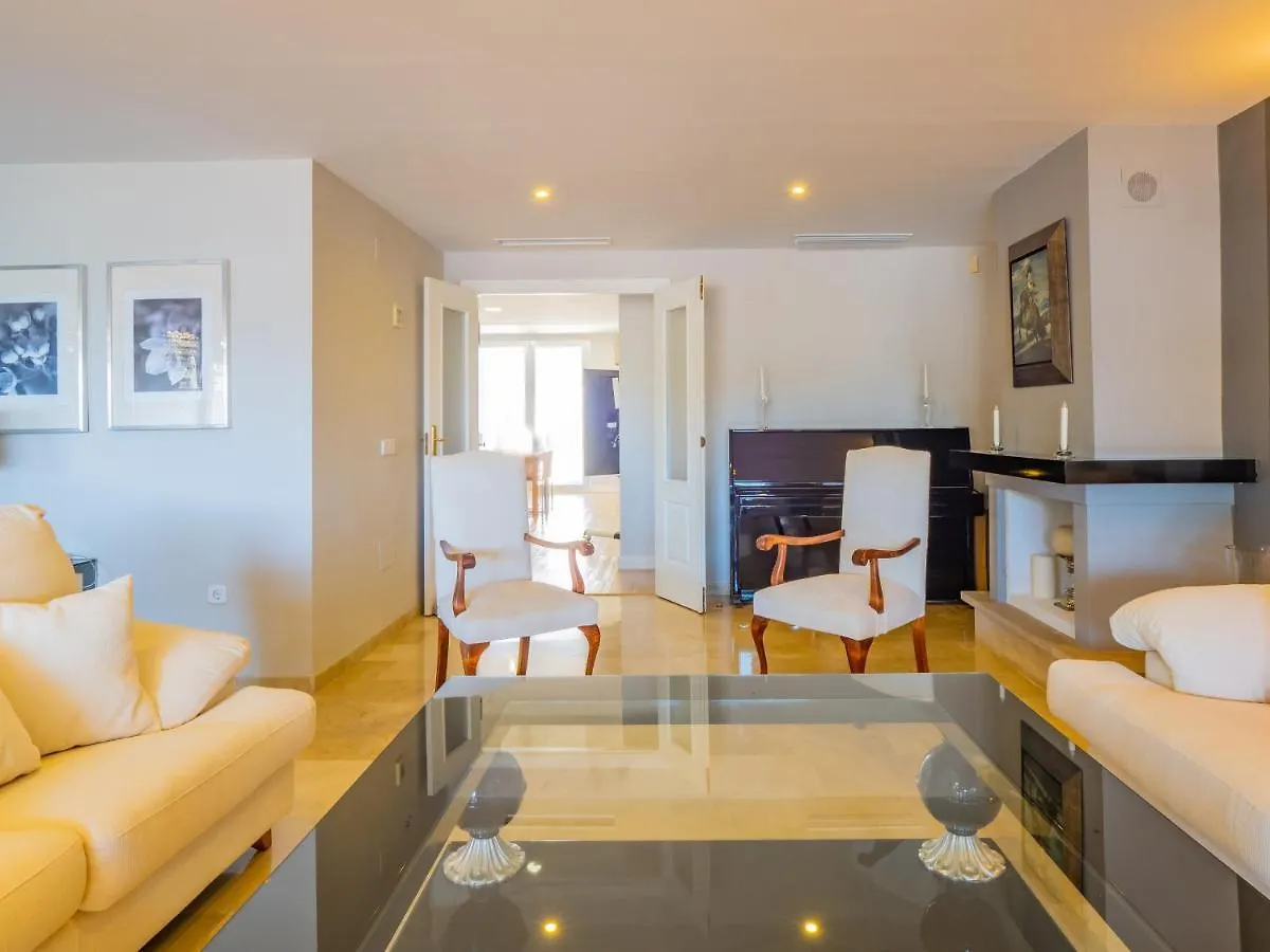 Cubo'S Gibralfaro Townhouse Villa Malaga 0*,